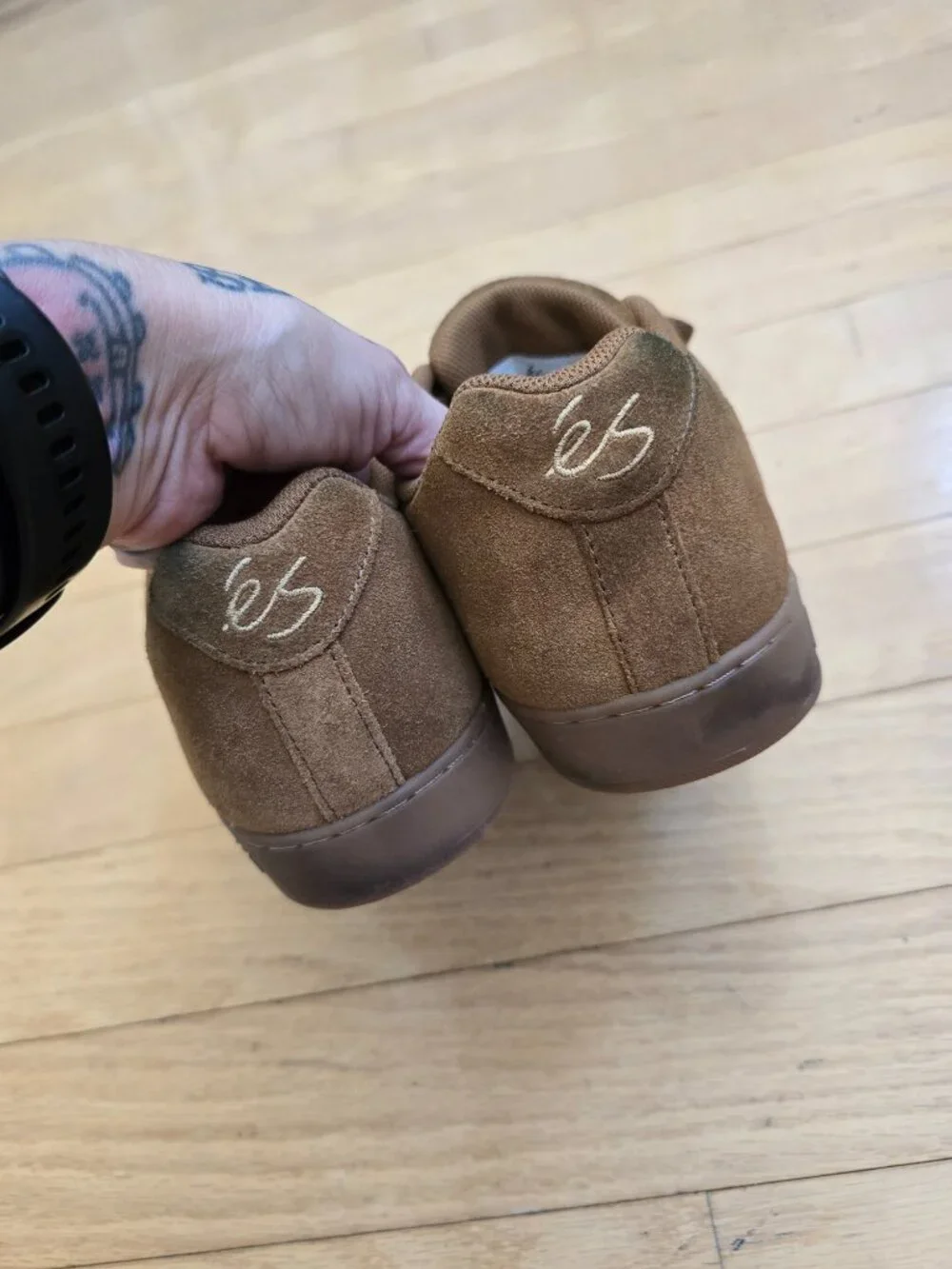 éS Footwear | Accel Slim Brown Suede Gum Sole Skater Sneakers | MENS 8